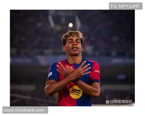 足球明星替补席背后的故事与荣耀:他们如何影响比赛与球队命运 足球明星替补席背后的故事与荣耀:他们如何影响比赛与球队命运